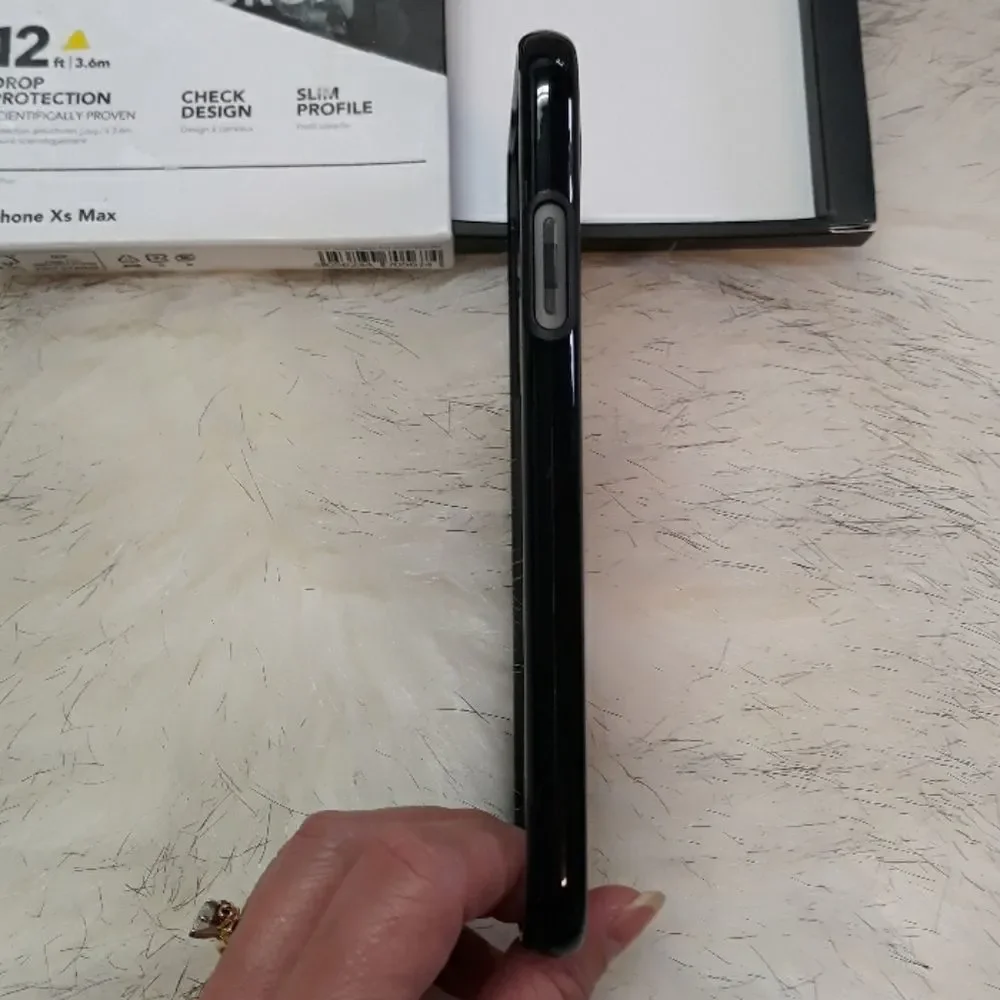 NWOT phone case for iPhone Xs Max with FlexShock